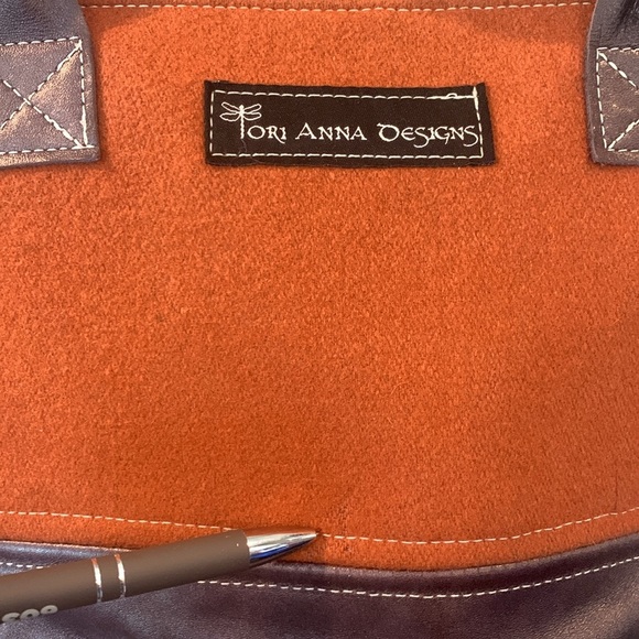 Tori Anna Designs Orange Wool and Brown Leather Shoulder Bag Purse - Picture 3 of 10